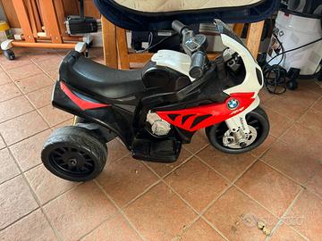 triciclo bambino elettrico replica bmw
