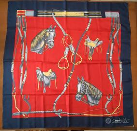 Foulard vintage in pura seta Hermes 
