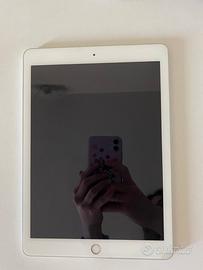 Ipad 5ª generazione 32 GB argento
