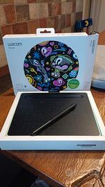 Tavoletta WACOM Intuos bluetooth con penna