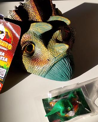 Maschera dinosauro+ sorpresa