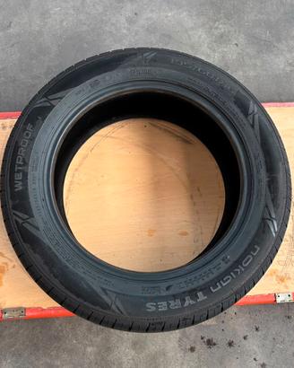 Nokian Wetproof/Weatherproof 195/60 R16 Nuove