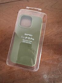 Custodia verde militare per iPhone 13 pro + altra