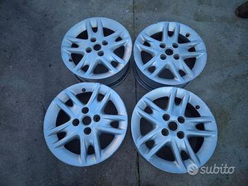 Cerchi In Lega Da 14" Per Fiat Punto 2 3 Sporting