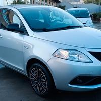 Lancia Ypsilon 1.0 FireFly 5 porte S&S Hybrid Ecoc