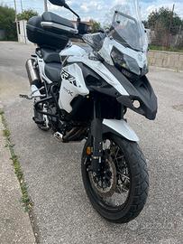 Benelli trk 502 x
