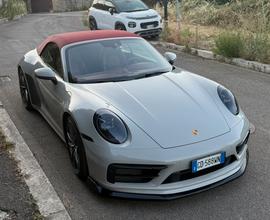 Porsche 911 carrera 4s 992 2021