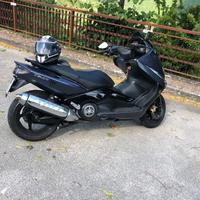 Yamaha T Max - 2004