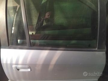 ssportelli Opel Zafira 2 anteriori  1 posteriore d