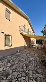 Villetta 70 mq  su 2 livelli in Via Ciccotonno!!AV