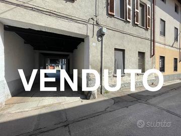 Rustico / Casale di 71 m² con 2 locali a Legnano