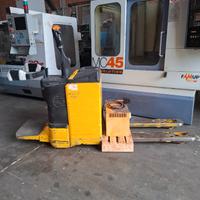 Transpallet elettrico "om", usato