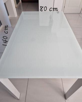 Tavolo allungabile con 4 sedie