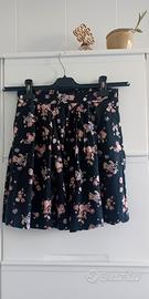 Gonnellina corta a fiori Stradivarius XS
