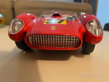 Modellino Ferrari Testa Rossa 250 (1957)