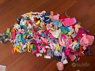 Vintage Barbie lotto abiti anni 70/80/90