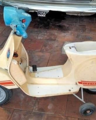 VESPA Peg Perego Jouet Vintage V050 Époque 1986