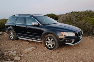 VOLVO XC70 D5 205CV AWD Geartronic Momentum