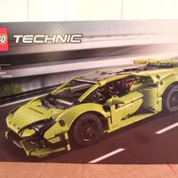 LEGO Technic 42161 Lamborghini