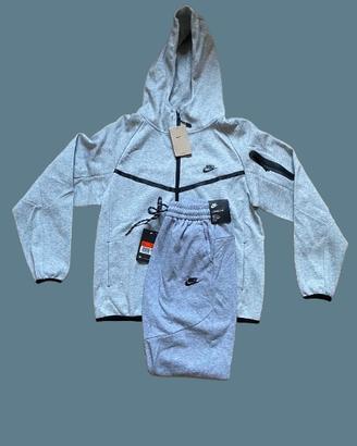 Tuta Nike tech grigia
