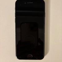 IPhone 8 con accessori