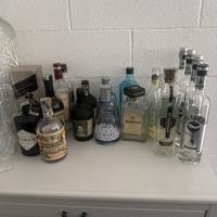 Bottiglie vuote ideali per decorazioni