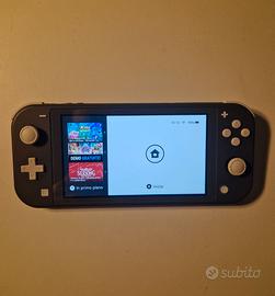 Nintendo Switch Lite con MicroSd 128Gb e accessori