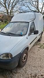 Opel combo ideale per andare a caccia