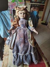 bambola in porcellana 