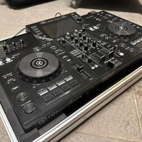 Consolle Pioneer Xdj RR con flight