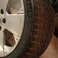 Pneumatici invernali 225/45 R17 + cerchi