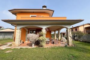 PORZIONE DI BIFAMILIARE A PADERNO FRANCIACORTA