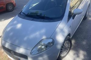 Fiat punto 1.3 multijet 90 cv full optional