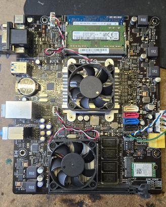 Scheda Madre CPU + GPU 