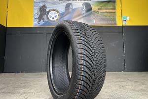 01 Gomma 215/45R17 Goodyear 4 Stagioni 90% residui