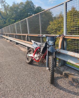SWM rs 125 r