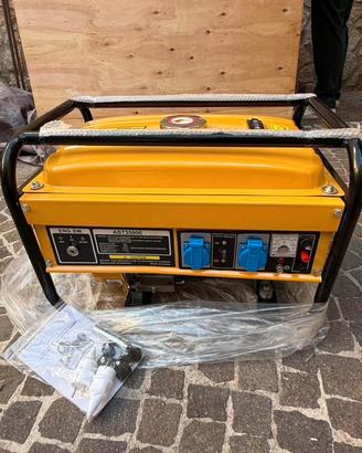 Generatore 3kw nuovo con scatolo