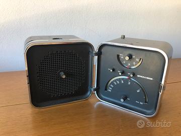 Radio Brionvega Cubo TS502