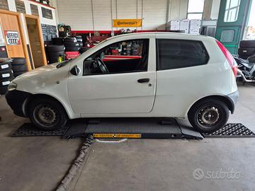 FIAT Punto 1.3 MJT 16V 3p. 2p.ti Van