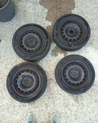 4 Ruote Complete 165/65 R14 Estive