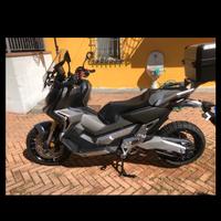 Honda x-adv
