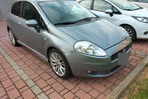 FIAT GRANDE PUNTO 1.9