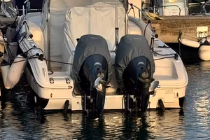 barca ranieri evo 23 con 2motori Yamaha 150