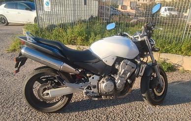 Honda Hornet 900