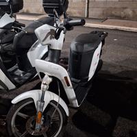 Askoll eS Pro(2018-15.811 km) - pezzi di ricambio