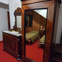 mobili di antiquariato 