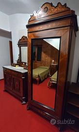 mobili di antiquariato 