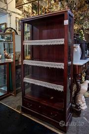 Vetrina In Legno Con Ante In Vetro – 24961