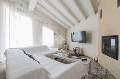 CASA DI CORTE A NUVOLERA