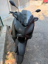 Yamaha x max 125